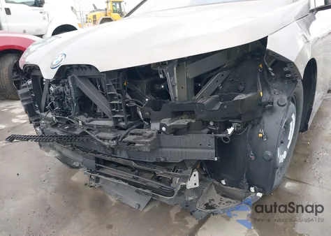 2024 BMW Ix xDrive50 z USA, uszkodzony, nr VIN WB523CF03RCR15800